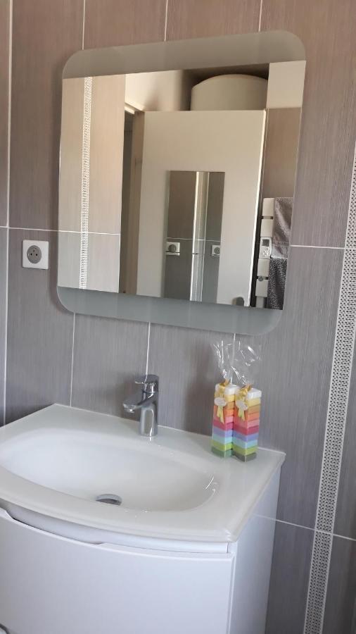 Pin-Rolland - Appartement 2 Chambres A 400M De La Plage Saint-Mandrier-sur-Mer Eksteriør bilde